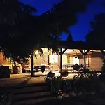 Rum i privatbostad Hansel & Gretel Kallinowen