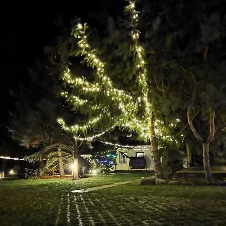 בית אירוח Hansel & Gretel *