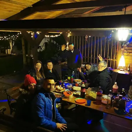 בית אירוח Hansel & Gretel Kallinowen