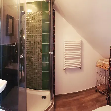 בית אירוח Hansel & Gretel