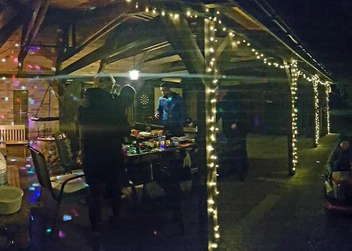 Проживание в семье Hansel & Gretel *