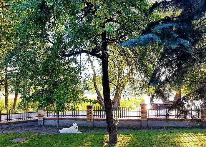 Проживание в семье Hansel & Gretel Kalinowo (Elk)