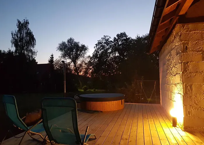 Проживание в семье Hansel & Gretel *